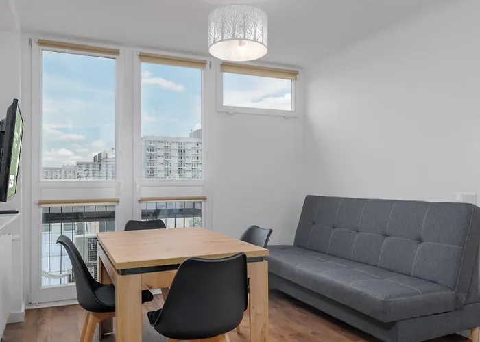 Krochmalna 2 By Nyx * Varsó